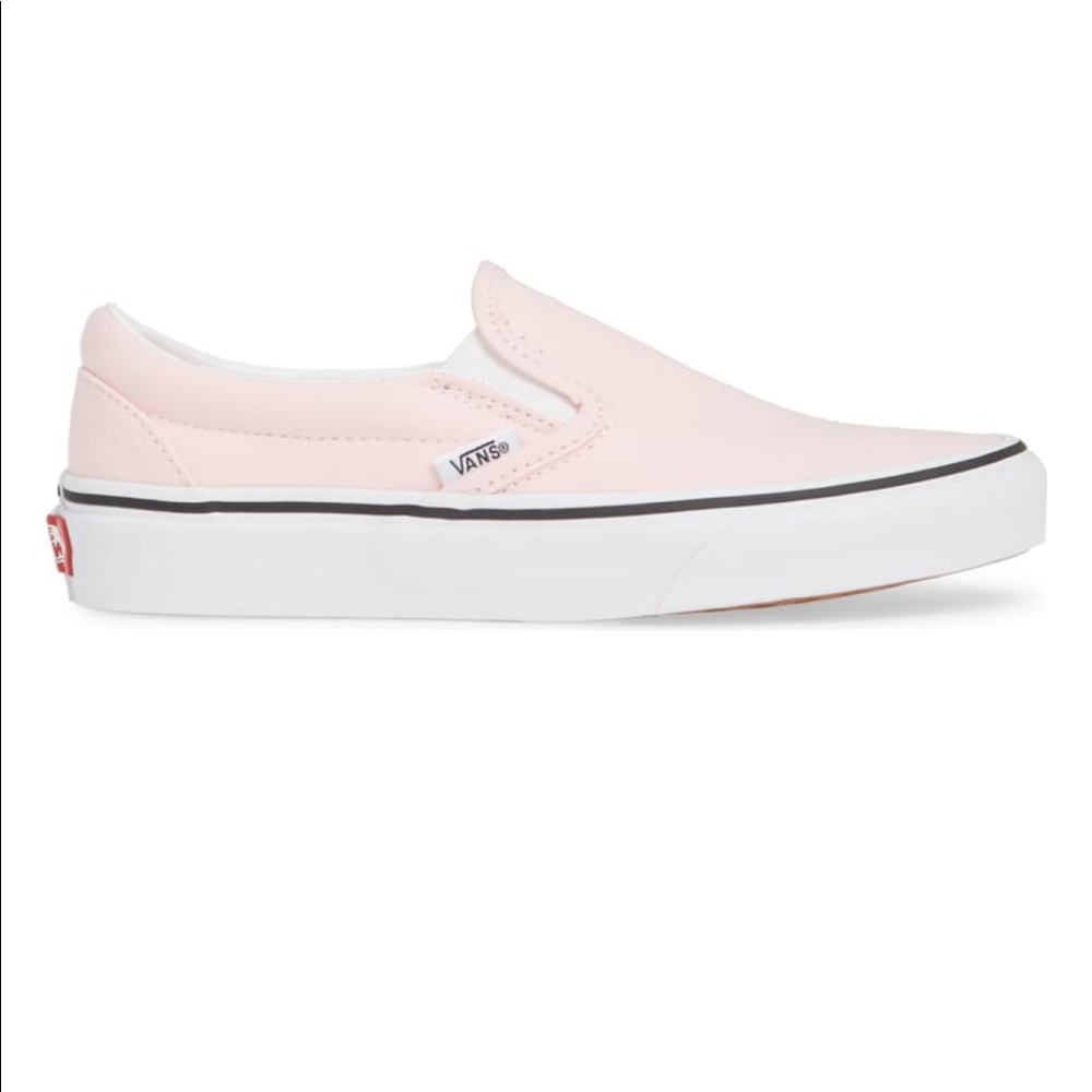 NWT Classic Slip-on Vans Blushing Pink